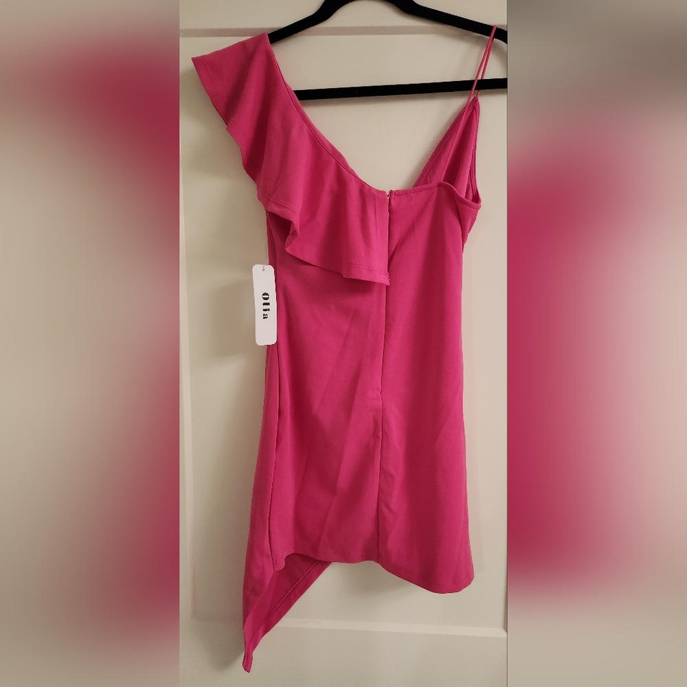 Dress - Picture 2 of 3